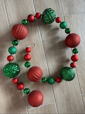 Extra large Christmas ball garland decor red green